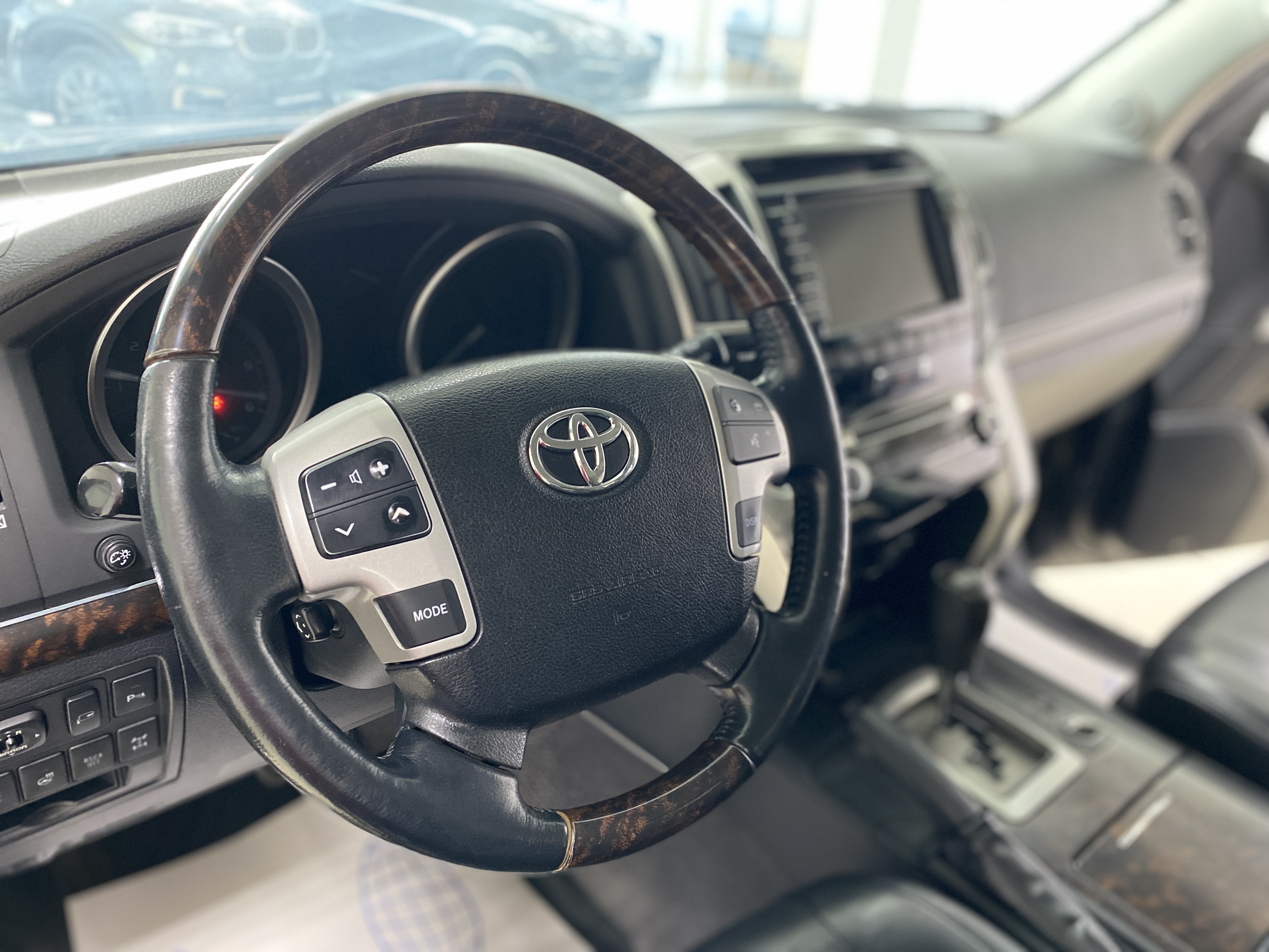 Toyota Land Cruiser, 2014 год